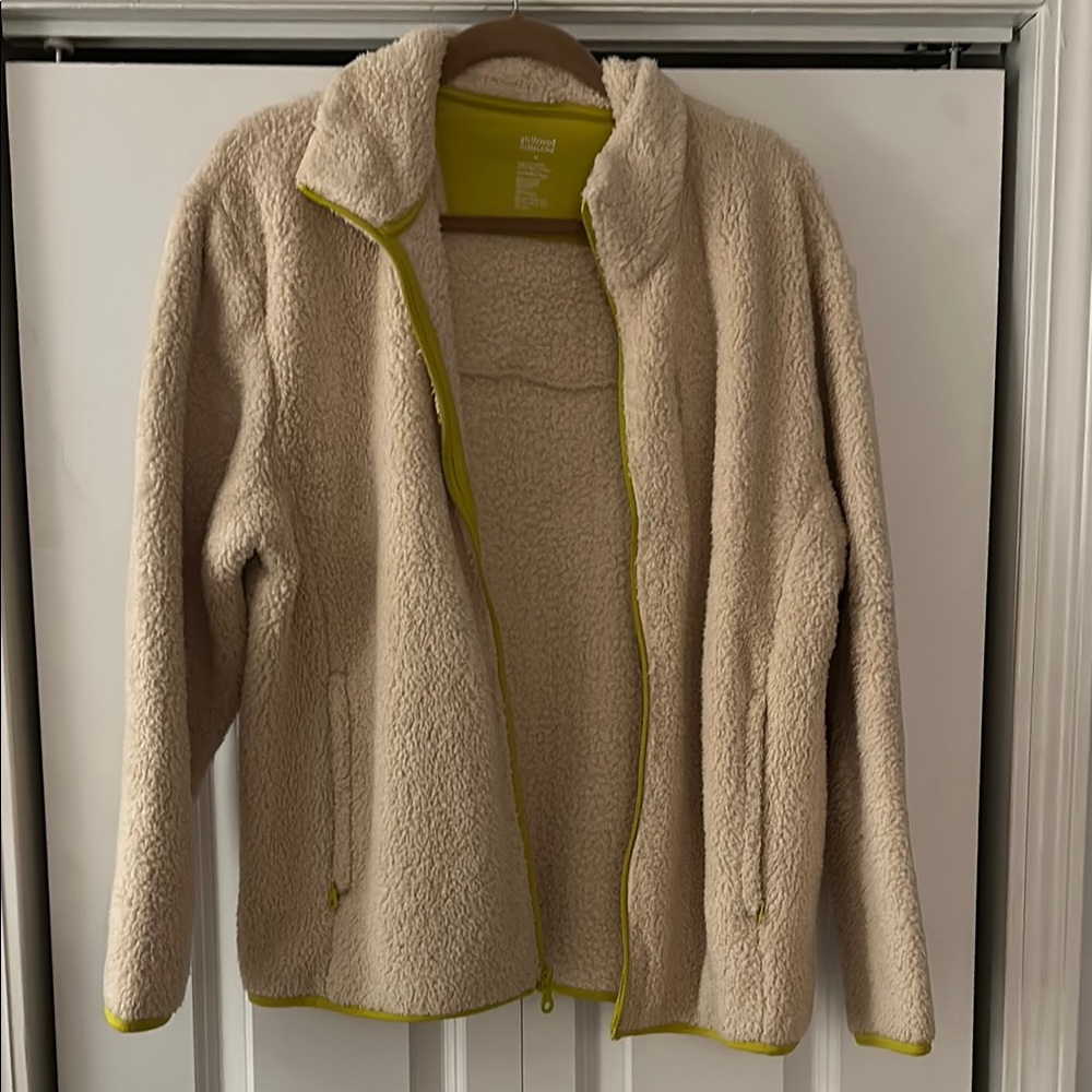 Girlfriend Collective Fleece Jacket in Cream with Yellow Trim